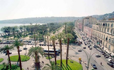 PIAZZA VITTORIA CON SCORCIO DELLA RIVIERA DI CHIAIA